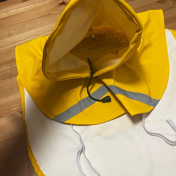 COPY - Dog raincoat - Picture 3 of 5